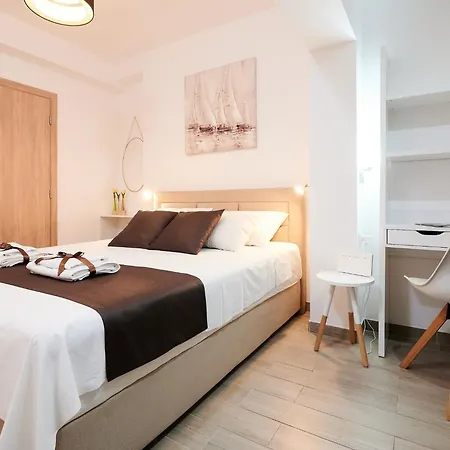 Boris St - Two Bedroom With Terrace And Jacuzzi * Trogir