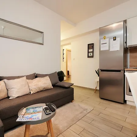 Boris St - Two Bedroom With Terrace And Jacuzzi *